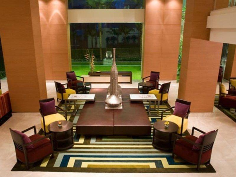 Отель Courtyard By Marriott Бангкок Экстерьер фото